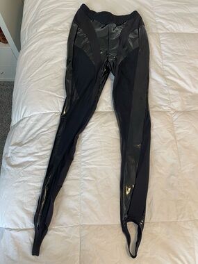 Finesse Black Sheer Spiral Leggings